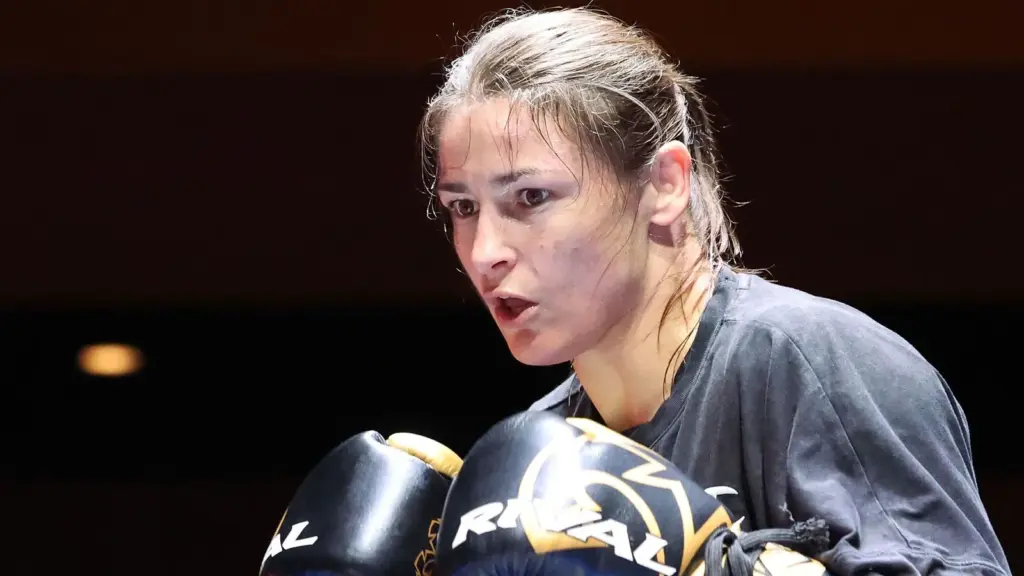 Katie Taylor vs Flora Pili: Tears and tricolours - an inside look at Irish icon's final fight week