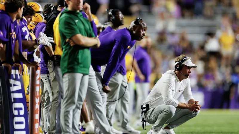 A Rogue in the Grove Lane Kiffin’s High-Stakes Oxford Encore - Sports Illustrated